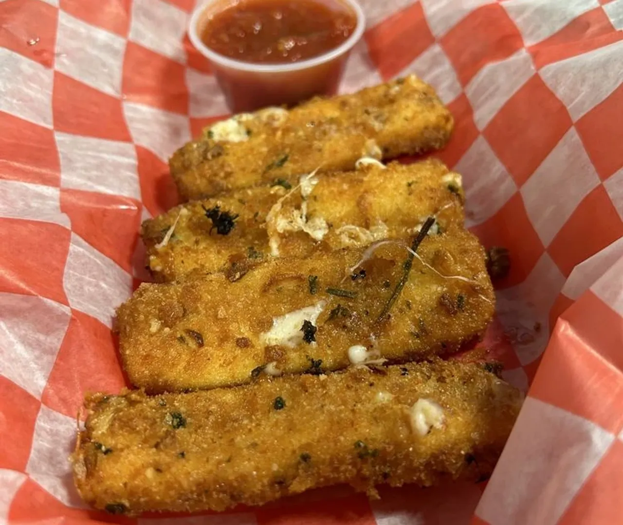 Feast Your Eyes on The Crust Pizzeria's Finest Cuisine - Gallery Image 5